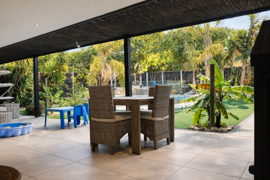 4 Bedroom Property for Sale in Flamingo Vlei Western Cape
